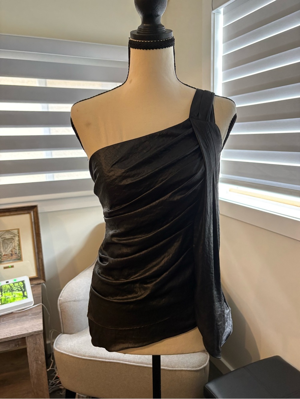 BCBGMaxAzria One-Shoulder Black Draped Cocktail Top - Picture 4 of 5